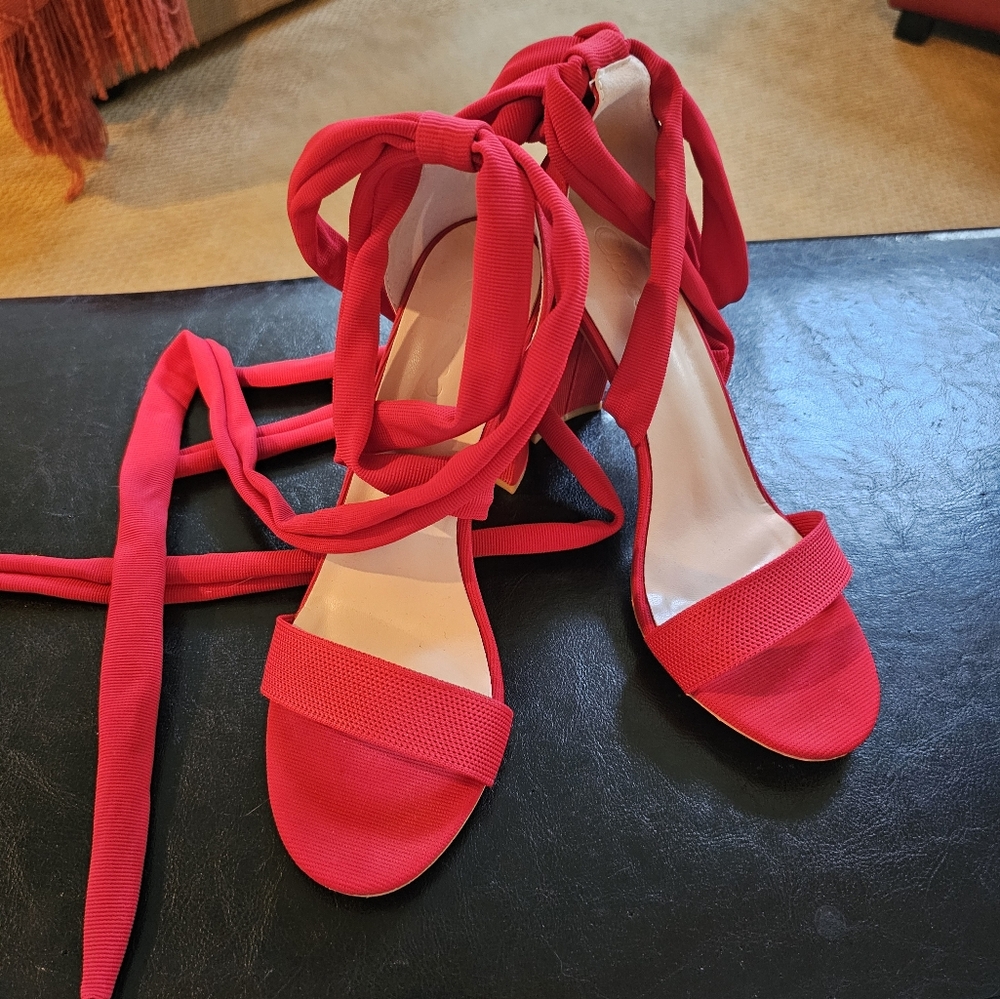 Cuccoo by Shein sandals; Color: Red; 4" tall; Size Eur 39 (8.5M)